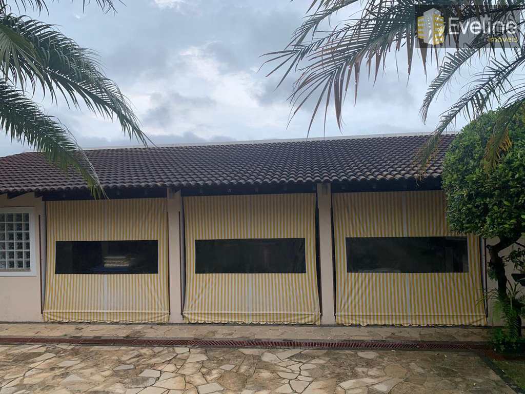 Casa em Mogi das Cruzes, no bairro Vila Suissa