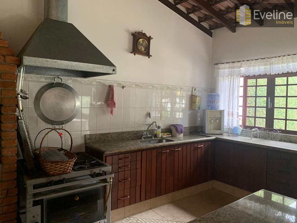 Casa em Mogi das Cruzes, no bairro Vila Suissa