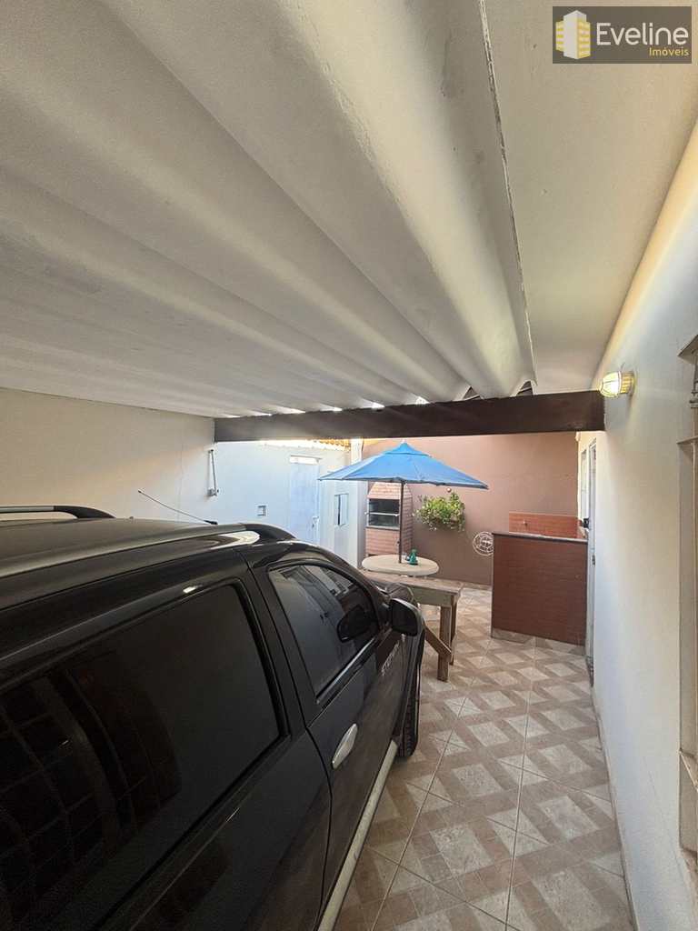 Casa em Mogi das Cruzes, no bairro Jardim São Pedro