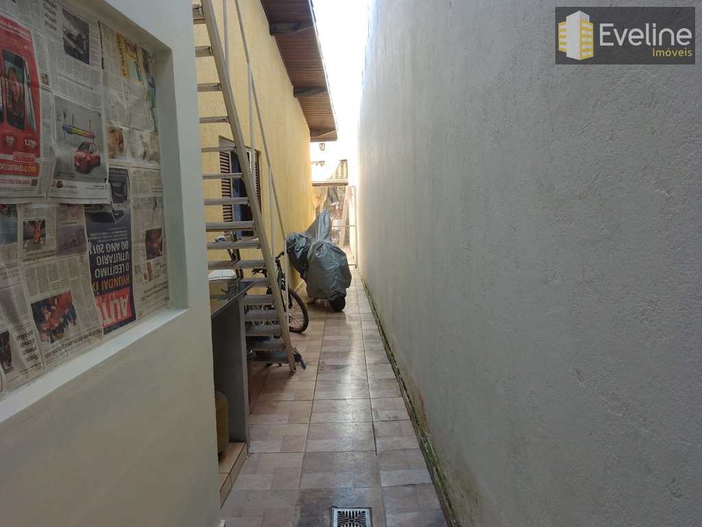Casa em Mogi das Cruzes, no bairro Vila Suissa