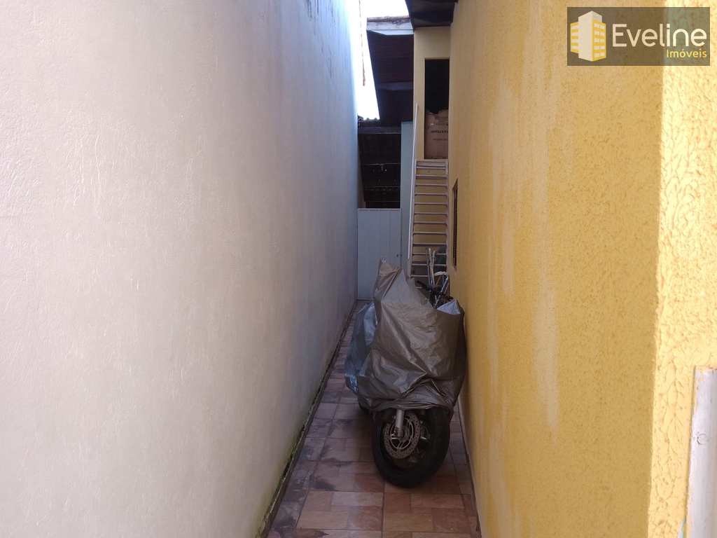 Casa em Mogi das Cruzes, no bairro Vila Suissa