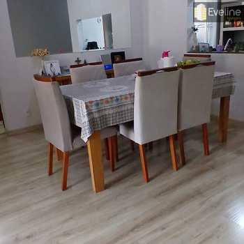 Apartamento em Mogi das Cruzes, bairro Vila Oliveira