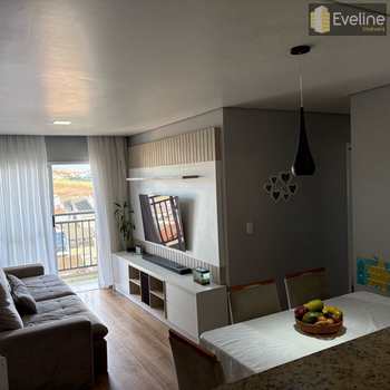 Apartamento em Mogi das Cruzes, bairro Mogi Moderno