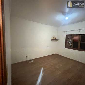 Apartamento em Ferraz de Vasconcelos, bairro Vila Zita