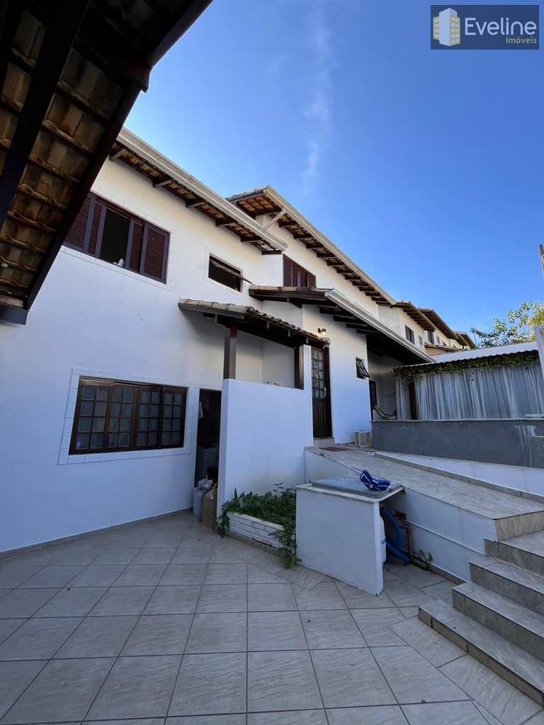 Casa em Mogi das Cruzes, no bairro Vila Suissa