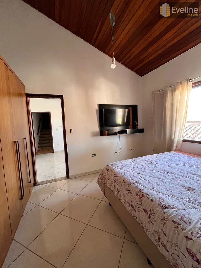 Casa em Mogi das Cruzes, no bairro Vila Suissa
