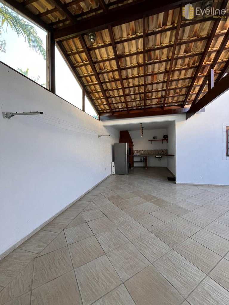 Casa em Mogi das Cruzes, no bairro Vila Suissa