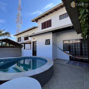 Casa em Mogi das Cruzes, bairro Vila Suissa