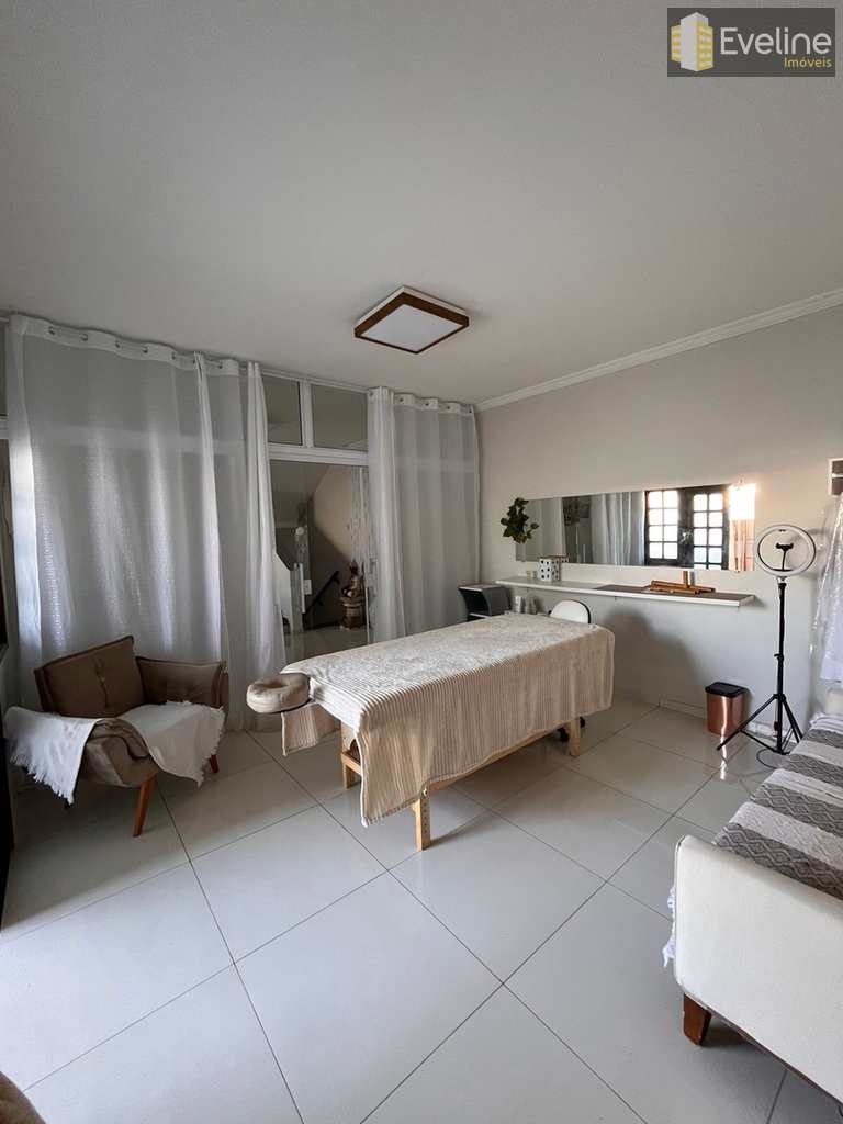 Casa em Mogi das Cruzes, no bairro Vila Suissa