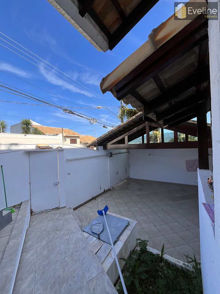 Casa em Mogi das Cruzes, no bairro Vila Suissa