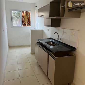 Apartamento em Mogi das Cruzes, bairro Mogi Moderno