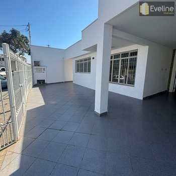 Casa em Mogi das Cruzes, bairro Vila Mogilar