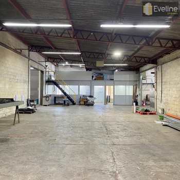 Galpão em Mogi das Cruzes, bairro Vila Mogilar