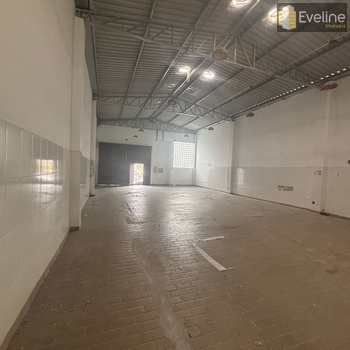 Galpão em Mogi das Cruzes, bairro Vila Nova Cintra