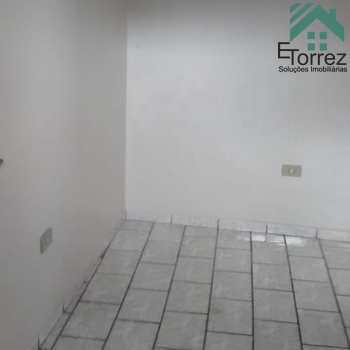 Kitnet em São Paulo, bairro Vila Celeste