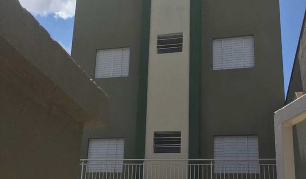Apartamento em Piedade, bairro Centro