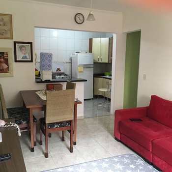 Apartamento em Piedade, bairro Centro