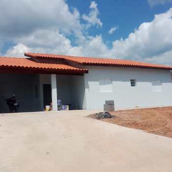 Casa em Piedade, bairro Vila Amancio