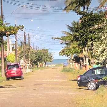 Casa em Itanhaém, bairro Jd Regina