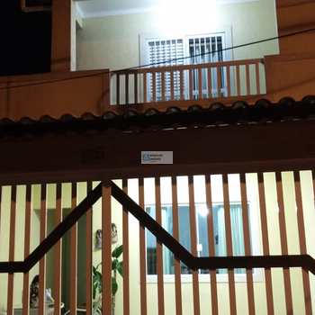 Sobrado em Praia Grande, bairro Boqueirão