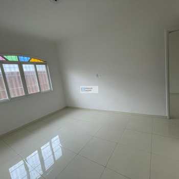 Casa em Praia Grande, bairro Guilhermina