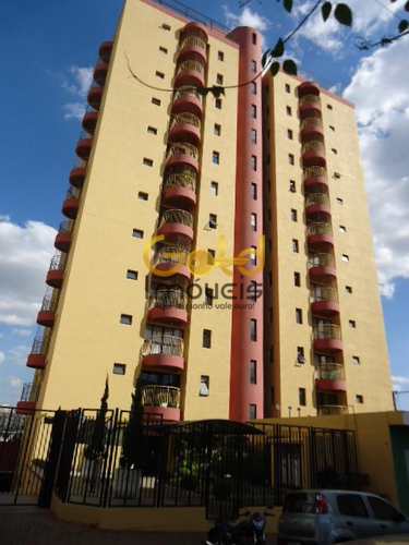 Apartamento, código 303 em São Carlos, bairro Centro