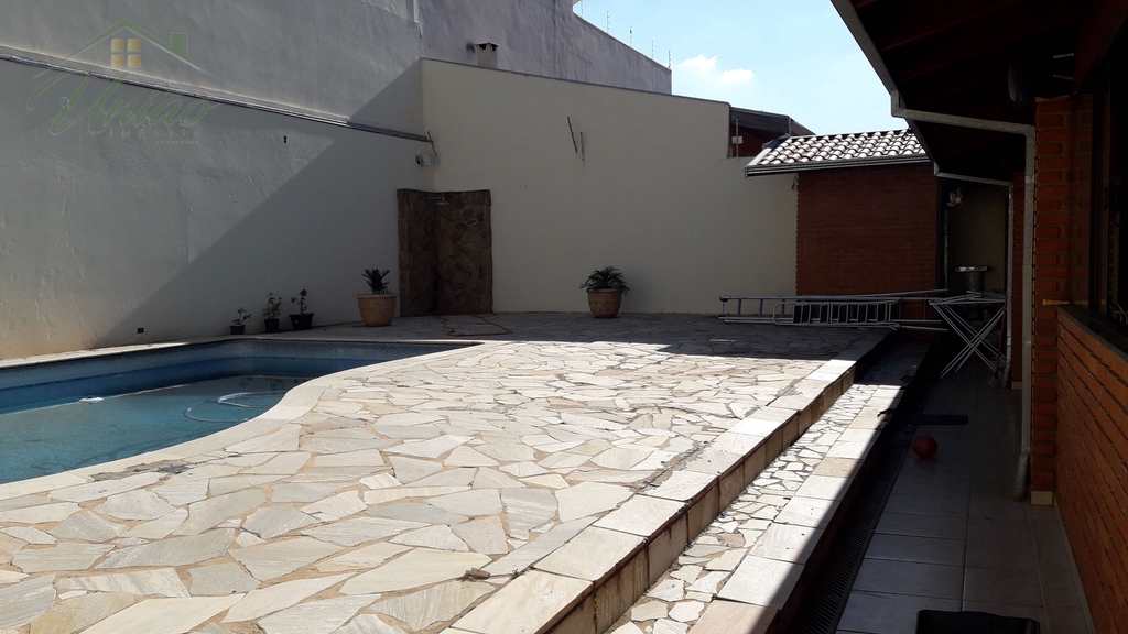 Casa em Avaré, no bairro Residencial Village