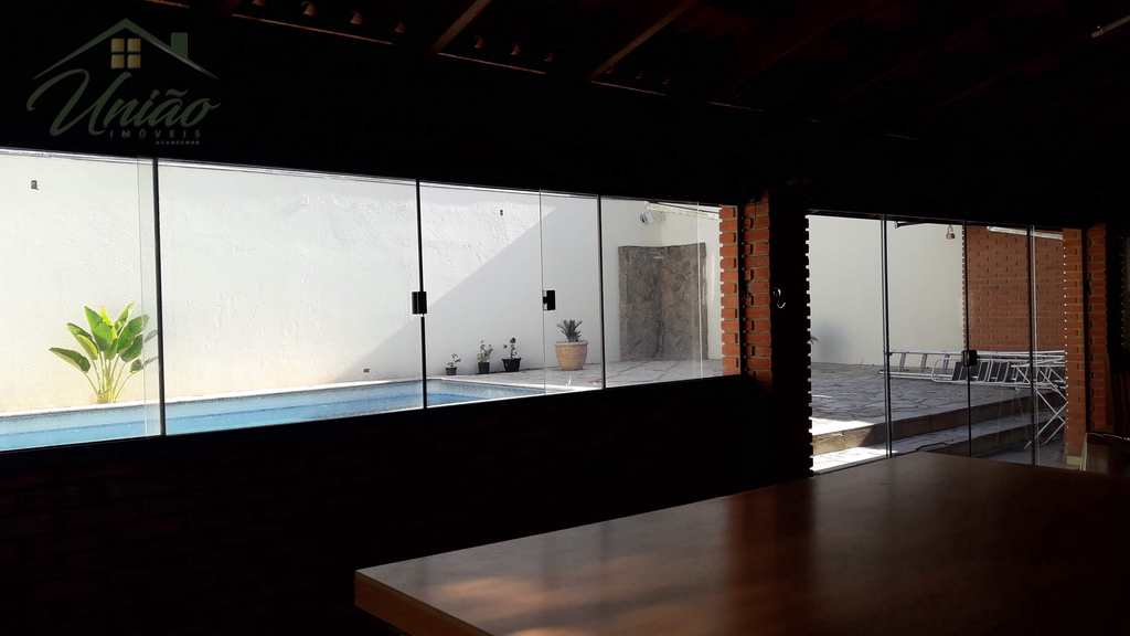 Casa em Avaré, no bairro Residencial Village