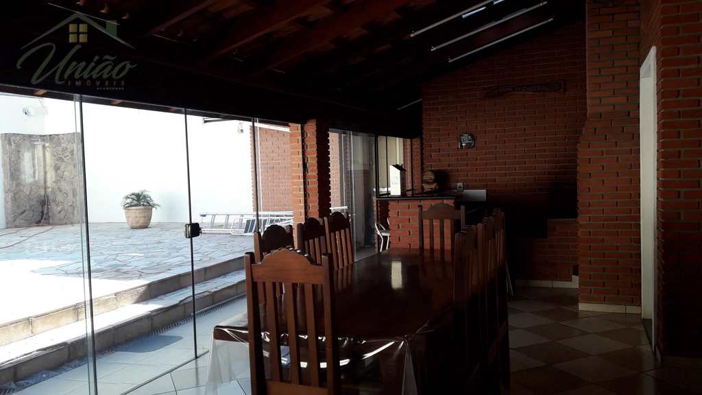 Casa em Avaré, no bairro Residencial Village
