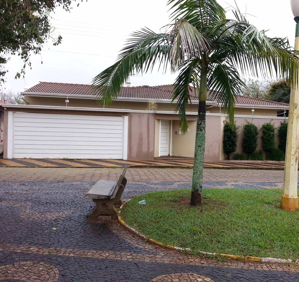 Casa em Avaré, no bairro Vila São Judas Tadeu