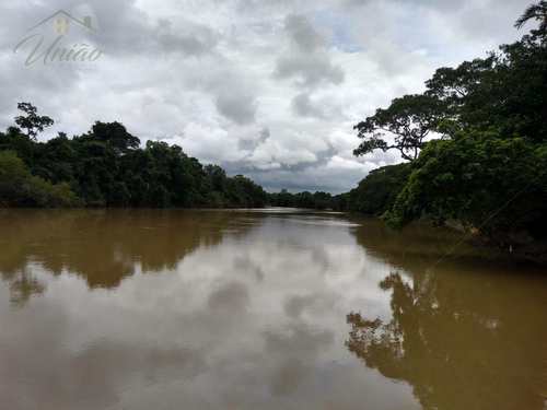 Fazenda, código 345 em Cassilândia, bairro Area Rural