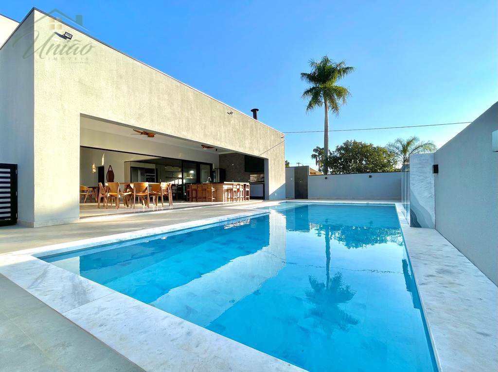 Casa em Avaré, no bairro Represa Jurumirim