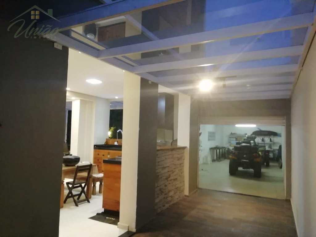 Casa em Itaí, no bairro Represa Jurumirim