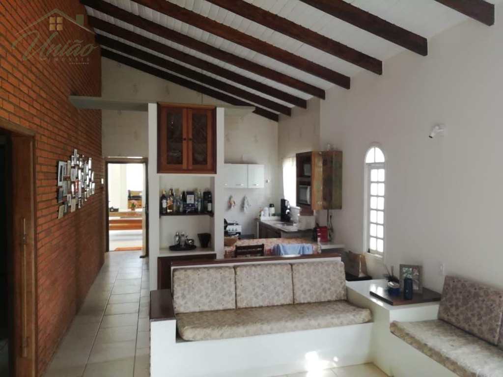 Casa em Itaí, no bairro Represa Jurumirim