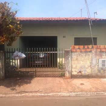 Casa em Arandu, bairro Nascer do Sol
