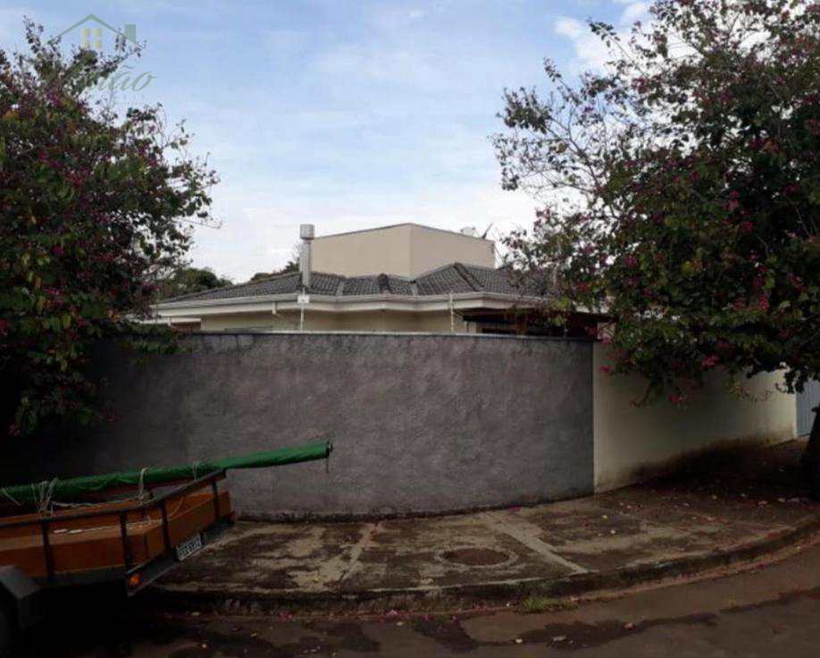 Casa em Avaré, no bairro Jardim Botânico