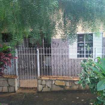 Casa em Itaí, bairro Centro