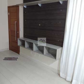 Apartamento em Conselheiro Lafaiete, bairro Moinhos