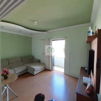 Apartamento em Conselheiro Lafaiete, bairro Angélica