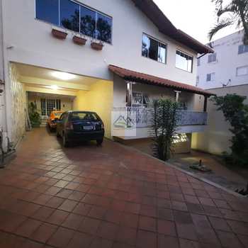 Casa em Conselheiro Lafaiete, bairro Progresso