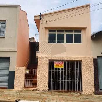 Casa em Tatuí, bairro Centro