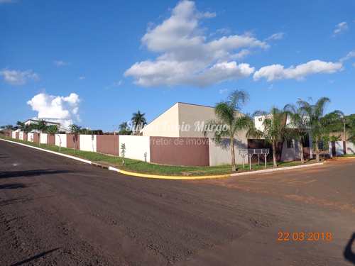 Casa, código 2 em Piacatu, bairro Centro