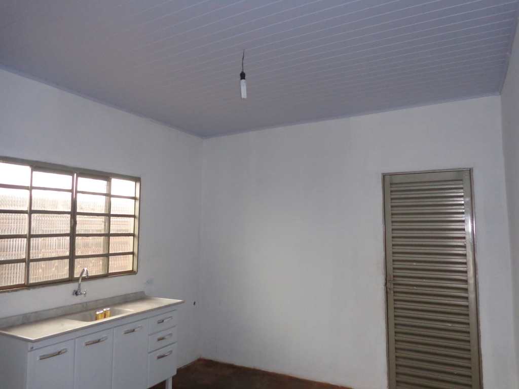 Casa em Piacatu, no bairro Centro