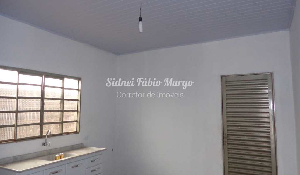 Casa em Piacatu, bairro Centro