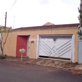 Casa em Birigui, bairro Jardim Marister