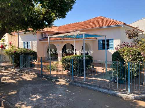 Casa, código 212 em Bilac, bairro Centro