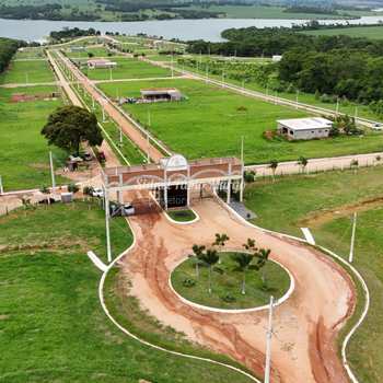 Terreno de Condomínio em Zacarias, bairro Condomínio Quinta de Santa Bárbara