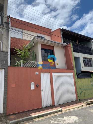 Casa, código 203 em Bragança Paulista, bairro Centro