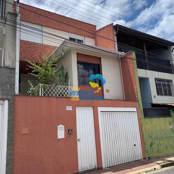 Casa em Bragança Paulista, bairro Centro