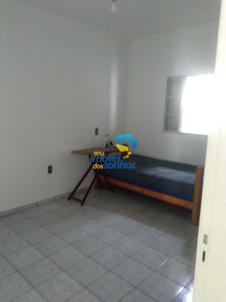 Casa em Bragança Paulista, no bairro Jardim Iguatemi